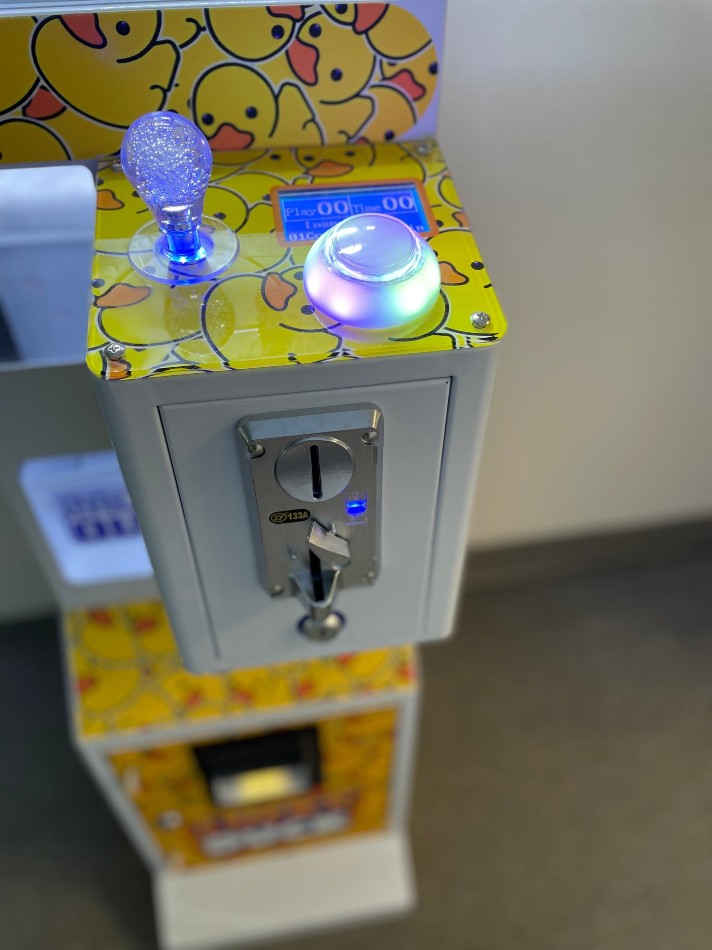 Lucky Duck Mini Claw