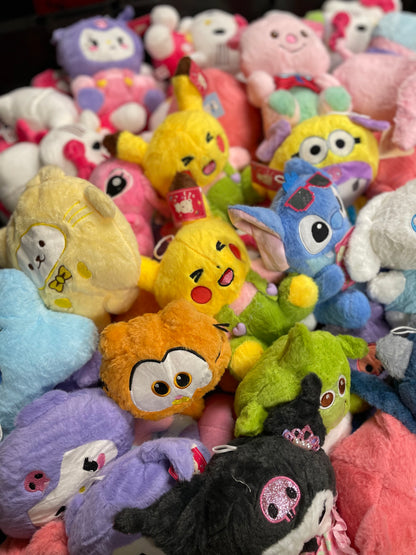 Claw Machine Plushies 7-9 inch UNLICENSED 100 Pack