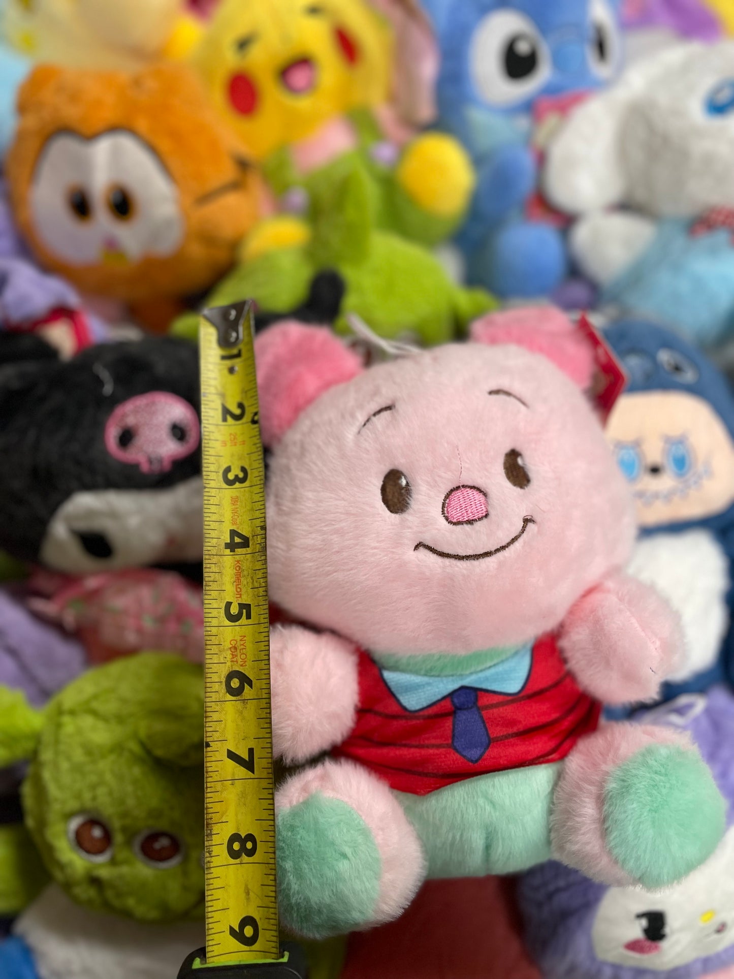 Claw Machine Plushies 7-9 inch UNLICENSED 100 Pack